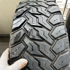 マッドタイヤ４本セットホイール付き‼️ LT265/70R/17