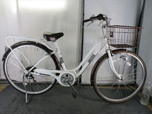 D385　★限定特価★ 中古自転車 【　27インチ　白　ママチャリ　6段　LEDオートライト 】