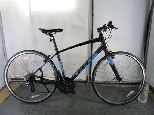 Ｄ387　★25800円★整備済み スポーツ中古自転車 ＦＥＬＴ　ベルザスピード【クロスバイク　黒450mm】
