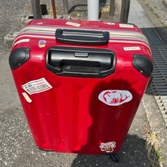 キャリーバッグ スーツケース ベルト付き 大型