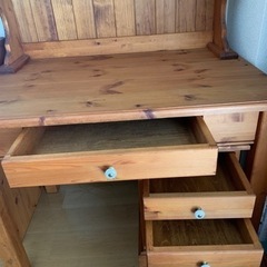 カントリー調学習机