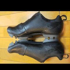 fi\'zi:k TERRA X5 BOAシューズ、クリート、ペダル　三点セット