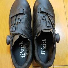 fi\'zi:k TERRA X5 BOAシューズ、クリート、ペダル　三点セット