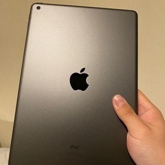 【買いお得】iPad 10.2 (第九世帯) Wi-Fi  25...