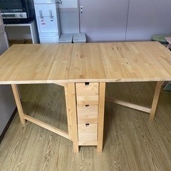 IKEA 折りたたみ　ダイニングテーブル