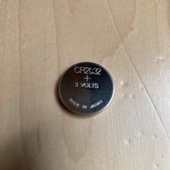 ボタン型電池　CR2032