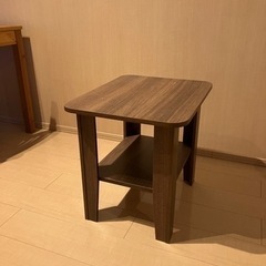 家具　サイドテーブル？