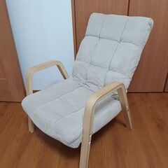 アイリスオーヤマ ウッドアームチェア【クッション椅子】