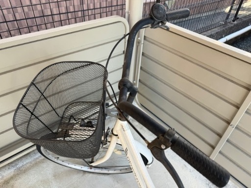 ストライダー　14ｘ　タイヤパンク有り 自転車 パンク有り ストライダー 14X ピンク タイヤパンク有