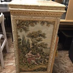 ゴブラン織りコンソール　コンソール　棚　おしゃれ　アンティーク　アンティーク調　クリーニング済み　ジャングルジャングル貝塚店　貝塚市　二色浜