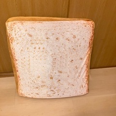 食パン型クッション