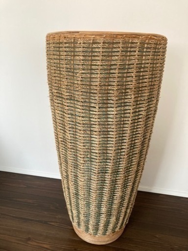 定価6万前後konton植木鉢カバー