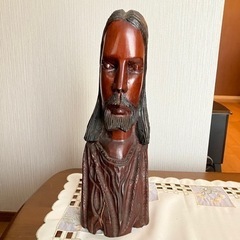 木彫り男性像