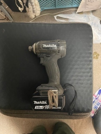 マキタインパクト18v