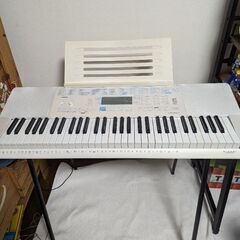 CASIO電子ピアノ　ヘッドホン、マイク付