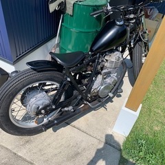 【ネット決済】【今月末
まで値下げ中🔥】YAMAHA sr400 