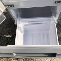 ２０２１年製　シャープ  SJ-D15G-S [冷蔵庫 （152L・つけかえどっちもドア） 2ドア 