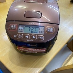 アース万代店　ZOJIRUSHI 象印 極め炊き 炊飯器 3合炊...