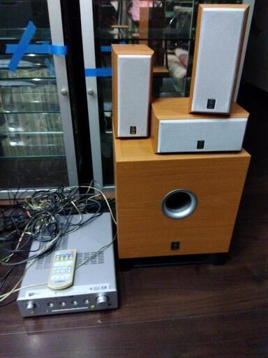 サブウーファー、スピーカー