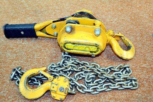 山口)KITO チェーンブロック　LB008 0.8ｔ　 KBIZ1163FCY MC17C