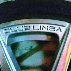 高級メーカークラブリネア！！プリウス等々　車のパーツ タイヤ、ホイール