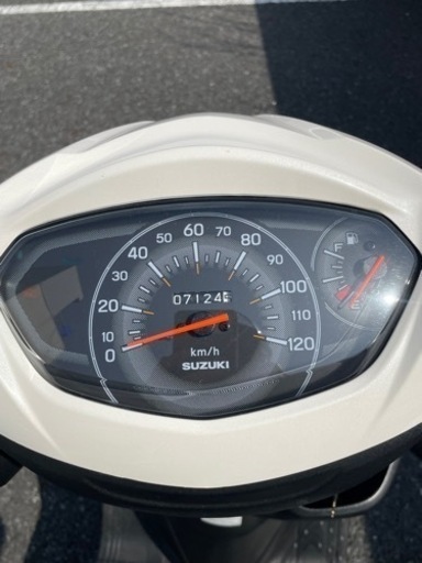 アドレス125 スクーター 125cc 白 走行約7000キロ スズキ新型