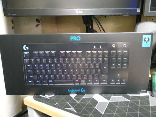 【受付終了】ロジクールゲーミングキーボードG-PRO　G-PKB-002CK　未開封品