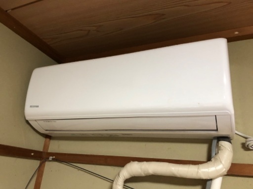 アイリスオーヤマ　エアコン　IHF-2204G 2.2kw 6畳用　※引き取り日限定　値下げしました