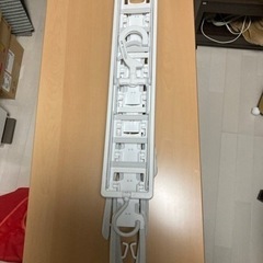 ニトリ　ワンタッチ取り込みスライドアーム8連ハンガー(ホワイト)
