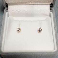 18金 モアサナイト ダイヤモンド ピアス