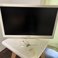 液晶テレビ　２２型　　