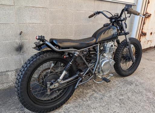 ☆スズキ グラストラッカー ブラットスタイルカスタム車☆