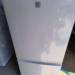 B505  冷蔵庫　2枚ドア　2015年　137L