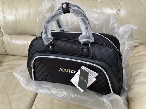 【最終値下げ】　にも！　新品　ゼクシオ　ボストンバッグ　ゴルフ