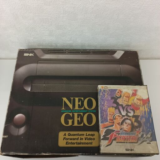 【完売】SNK ネオジオ NEO-GEO MAX 330 MEGA 本体 ＋ THE KING OF FIGHTERS '94 ソフト