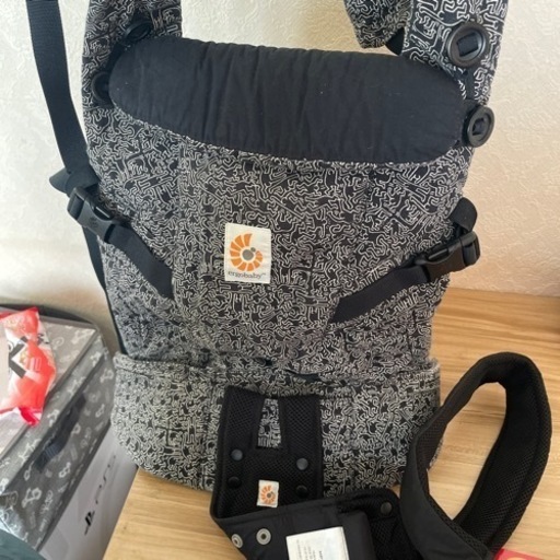 Keith Haring エルゴベビー