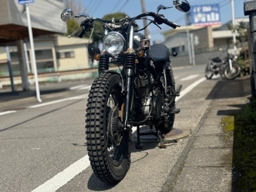 ヤマハ SR400 ボバー 1JR 2型 OVERマフラー デイトナリアサスに変更