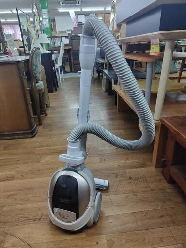 J331★使用感有り★スティック掃除機★HITACHI★CV-KP300H★2021年製