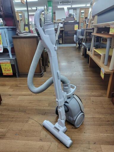 J331☆使用感有り☆スティック掃除機☆HITACHI☆CV-KP300H☆2021