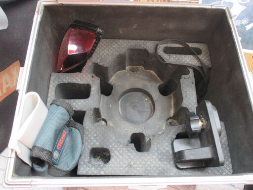 ボッシュ GLL5-40G 墨出し器 中古品 受光器 赤レーザー 三脚付  