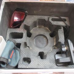 ボッシュ GLL5-40G 墨出し器 中古品 受光器 赤レーザー 三脚付 【ハンズクラフト宜野湾店】