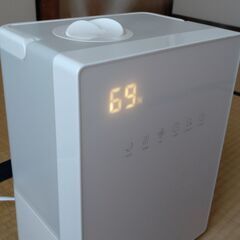 美品 2019年超音波式 ハイブリッド加湿器・設定できる湿度調整...