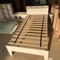 中古品】新生活応援企画 ホワイト統一家具6点セット&衣装ケース付き