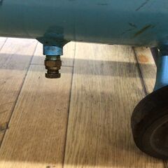 エコツール半田店】STRAIGHT/ストレート エアーコンプレッサー 100V 3