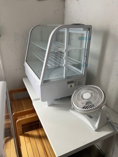 新品　冷蔵卓上ショーケース
