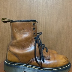 ドクターマーチン　8ホール　UK4,23cm （廃盤モデル）