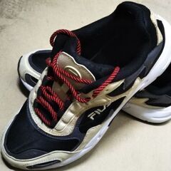 特価!FILA 1RM00585-003　スニーカー26.0