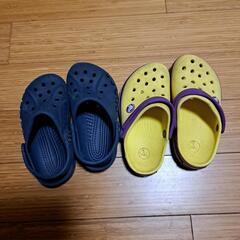 crocsサンダル二足