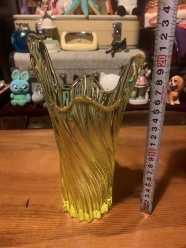 ウランガラス　花瓶　アンティーク