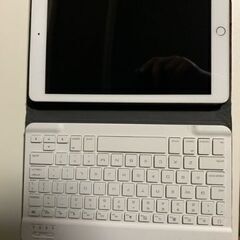 【即日現金のみ】ipad32GB第6世代Wi-Fiモデル(ゴールド)